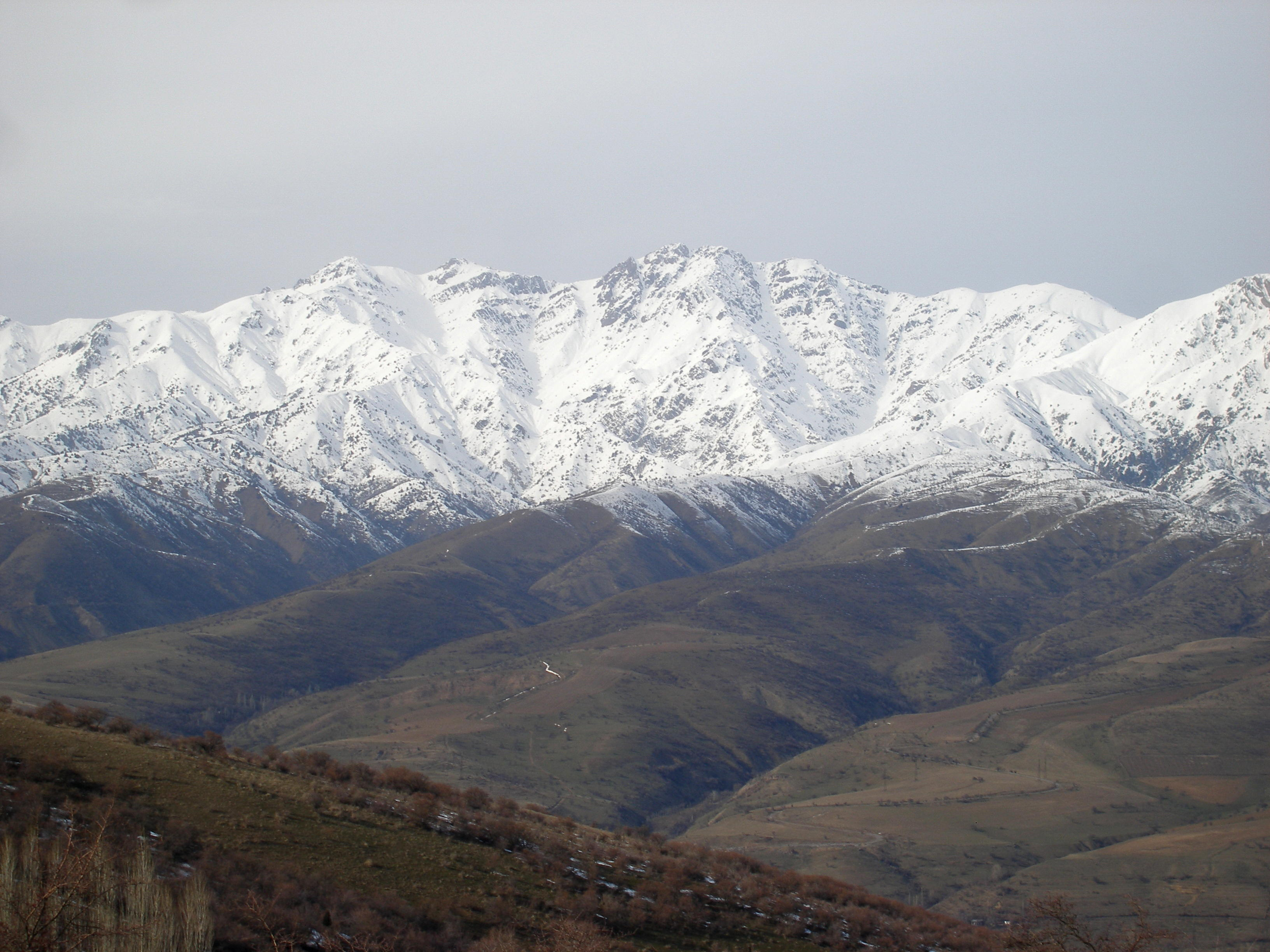 Горы Тянь Шань в Узбекистане